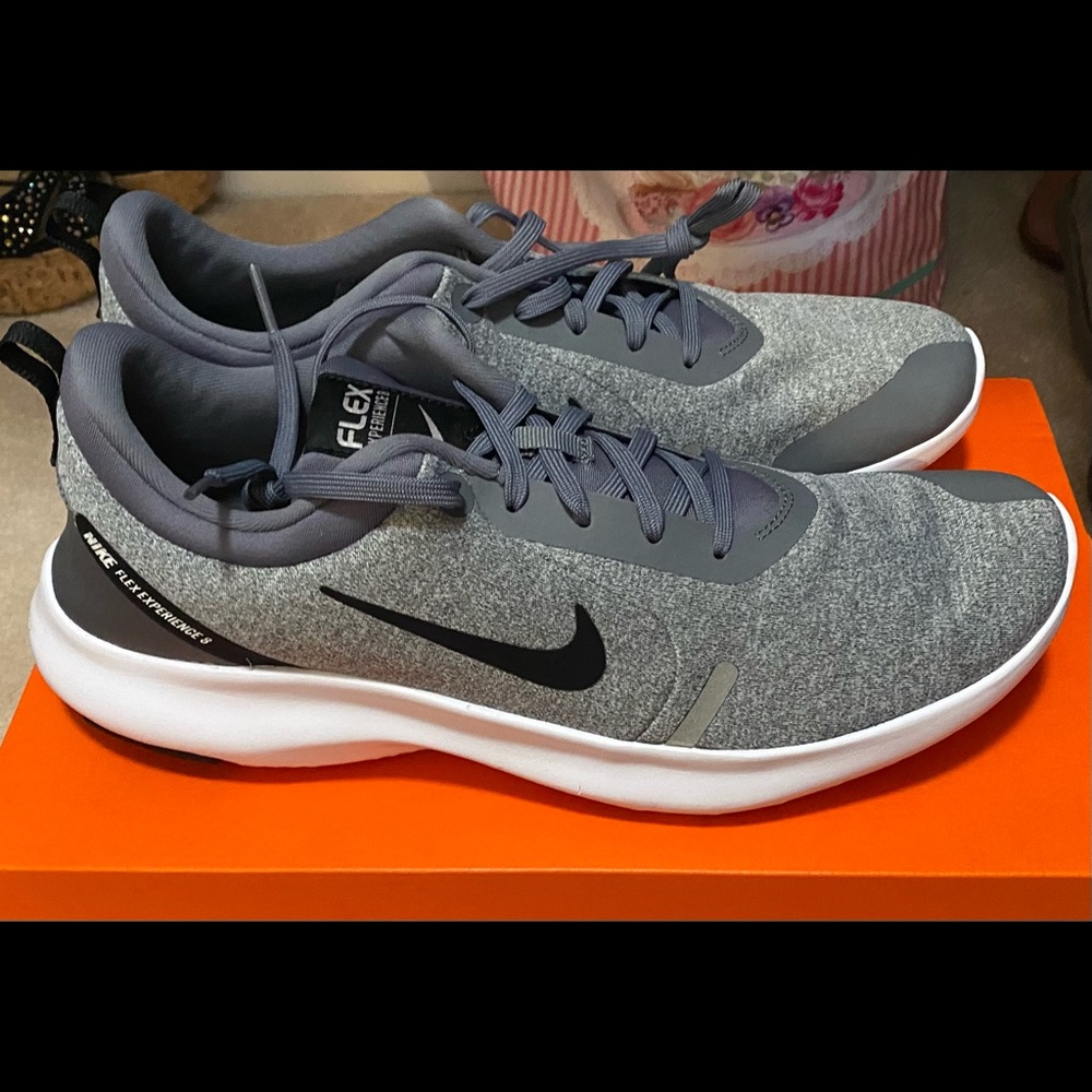 NEW Nike Flex Experience